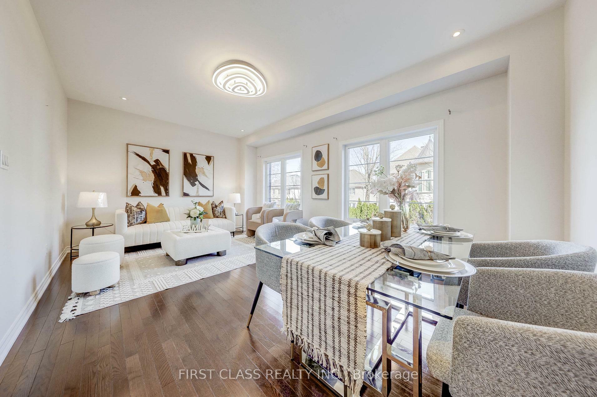 Property Photo: 8 Deep River Lane ON L4C 5S4