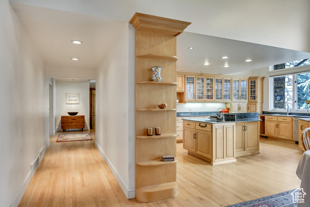Property Photo: 2400 Meadows Dr UT 84060