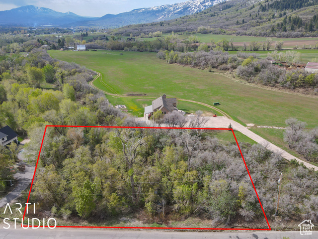 Property Photo: 2403 E 5950 N UT 84310