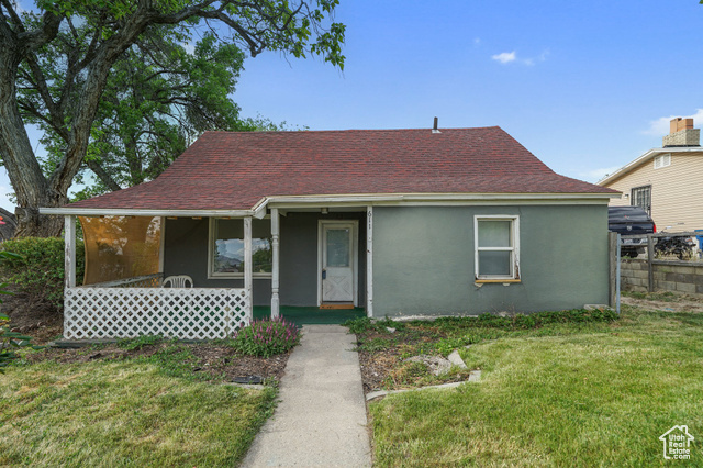 Property Photo:  611 E 500 N  UT 84660 