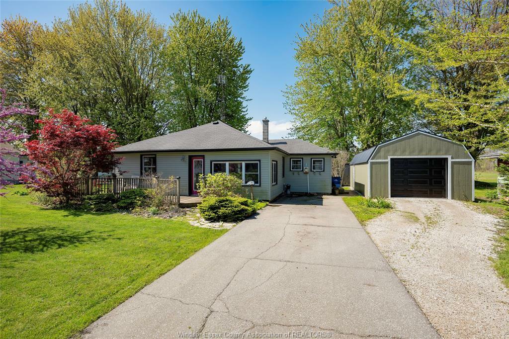 Property Photo: 32-34 Brock Street ON N0P 1A0