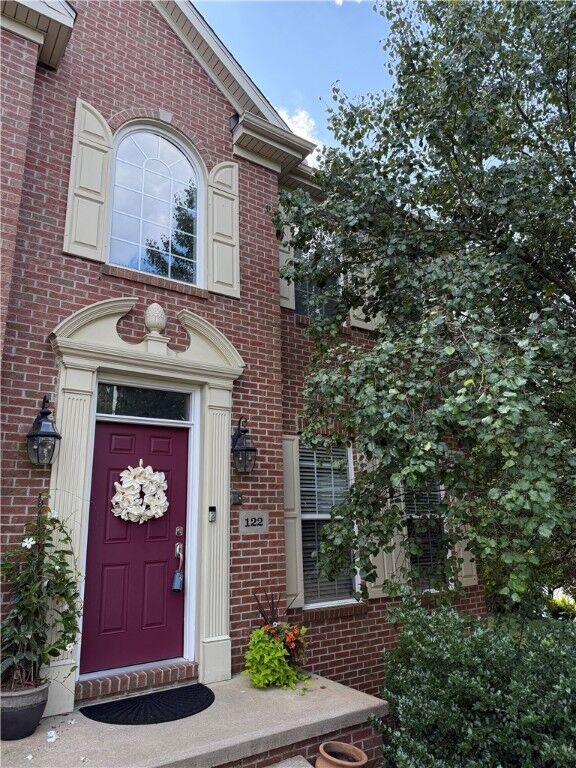 Property Photo: 122 Brighton Ln PA 16046
