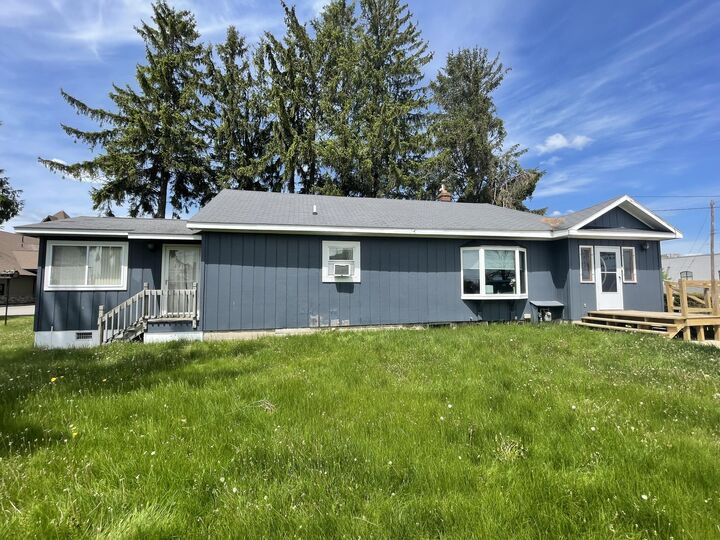 120 S Indiana Avenue  Gaylord MI 49735 photo