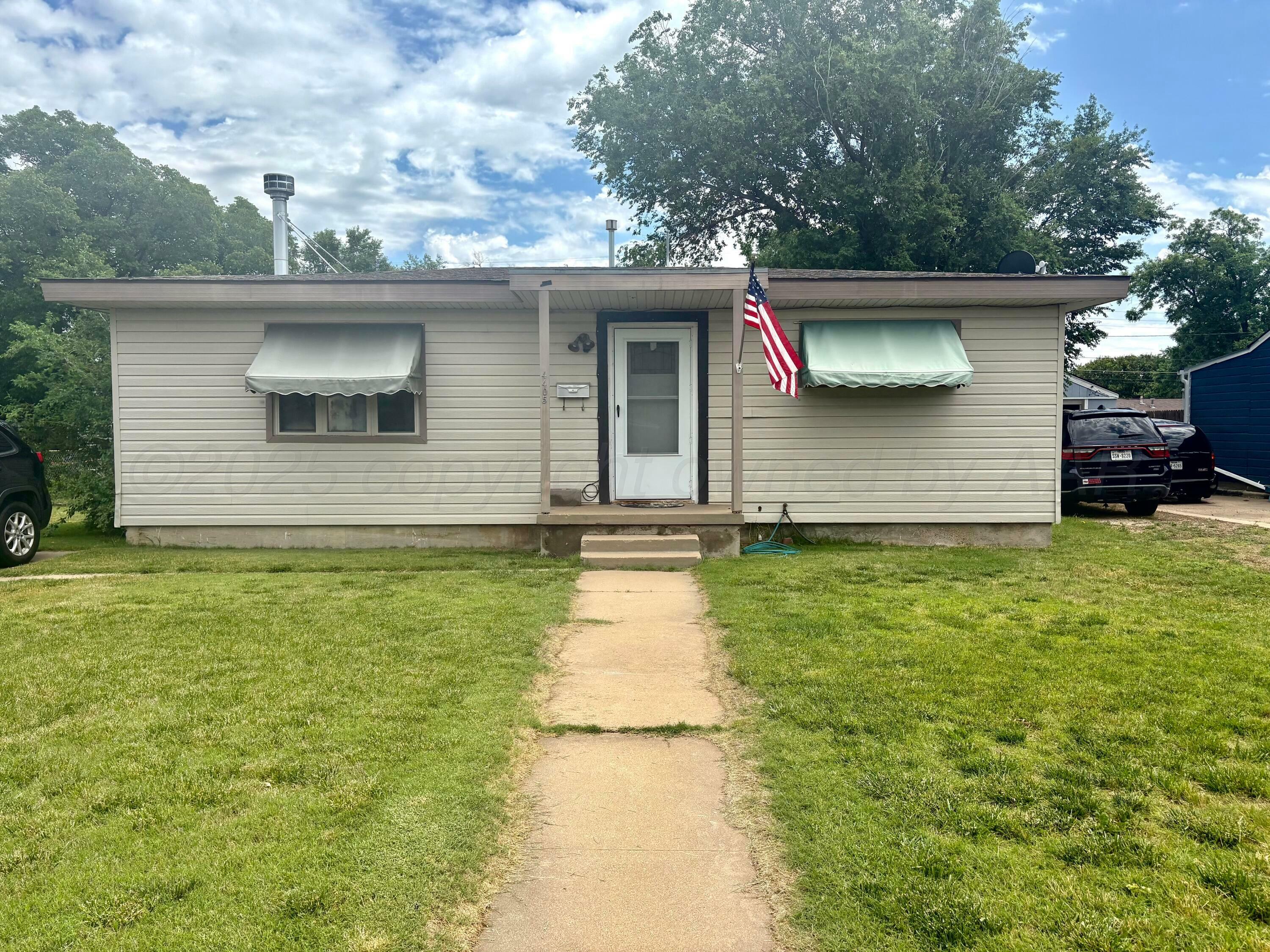Property Photo: 4405 S Lipscomb Street TX 79110-2035