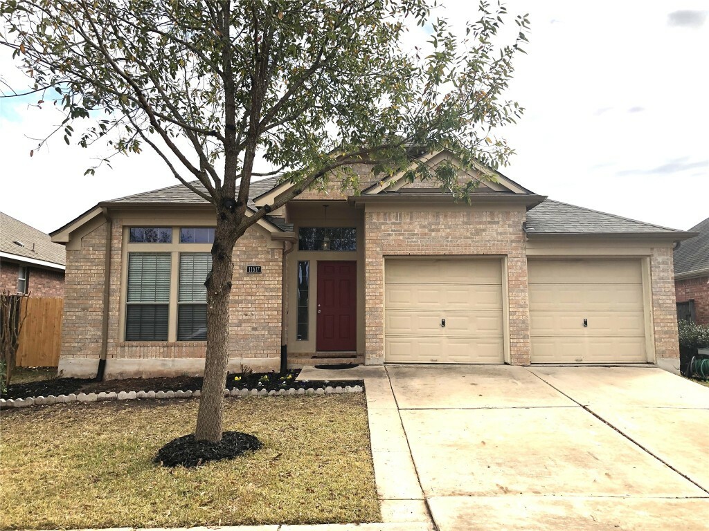 Property Photo: 11617 Glen Knoll Drive TX 78653