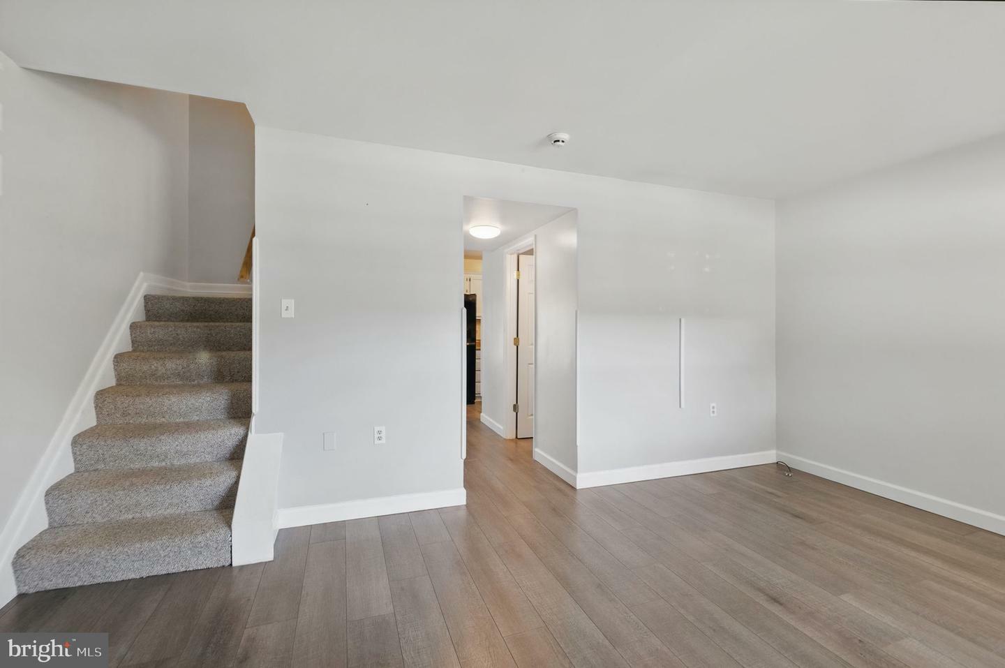 Property Photo: 203 Ritter Place VA 22611