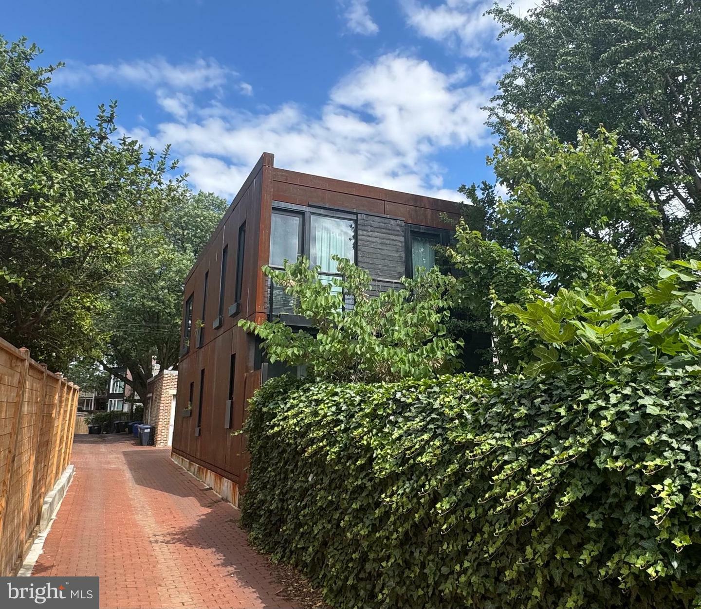 Property Photo: 135 13th Street NE DC 20002