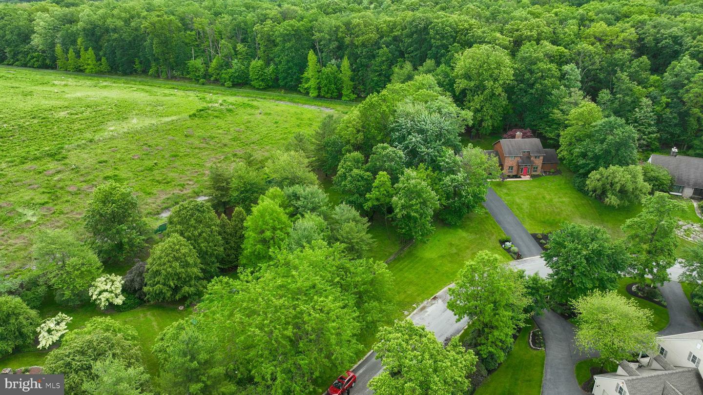 Property Photo: 20 Doersam Court PA 17406