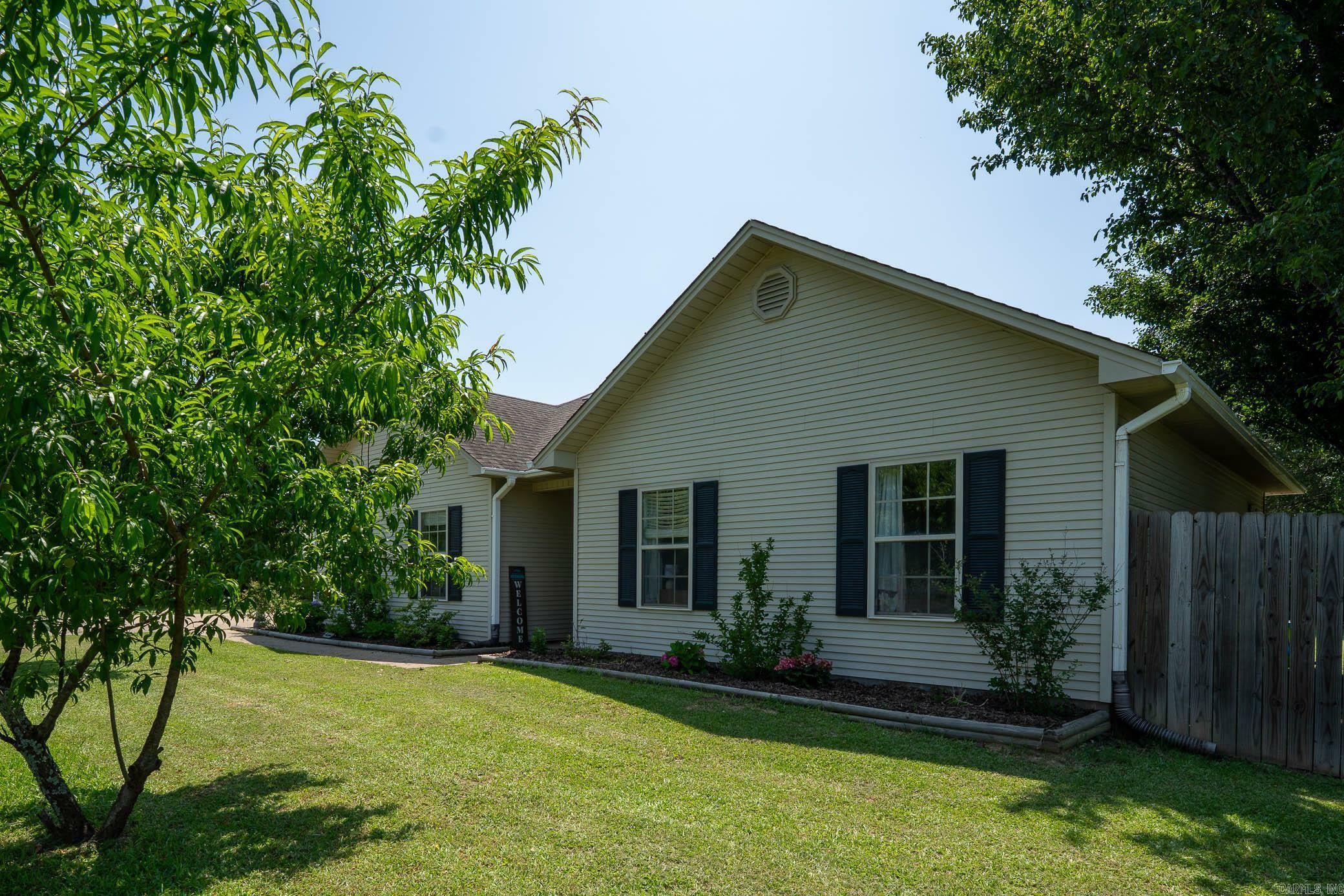 Property Photo: 440 Pearl Stone Drive AR 72086