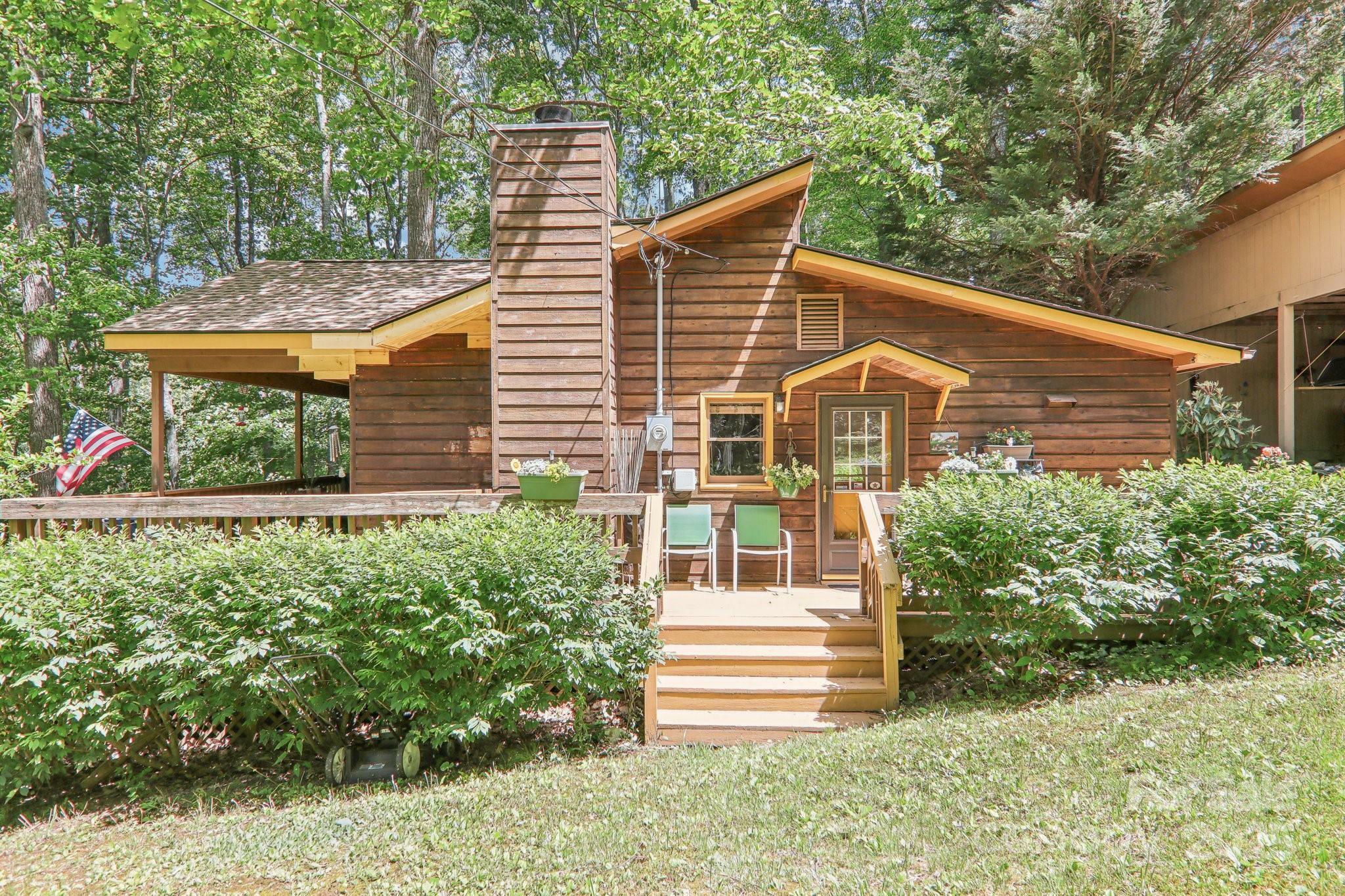 Property Photo: 46 Thrush Drive NC 28751