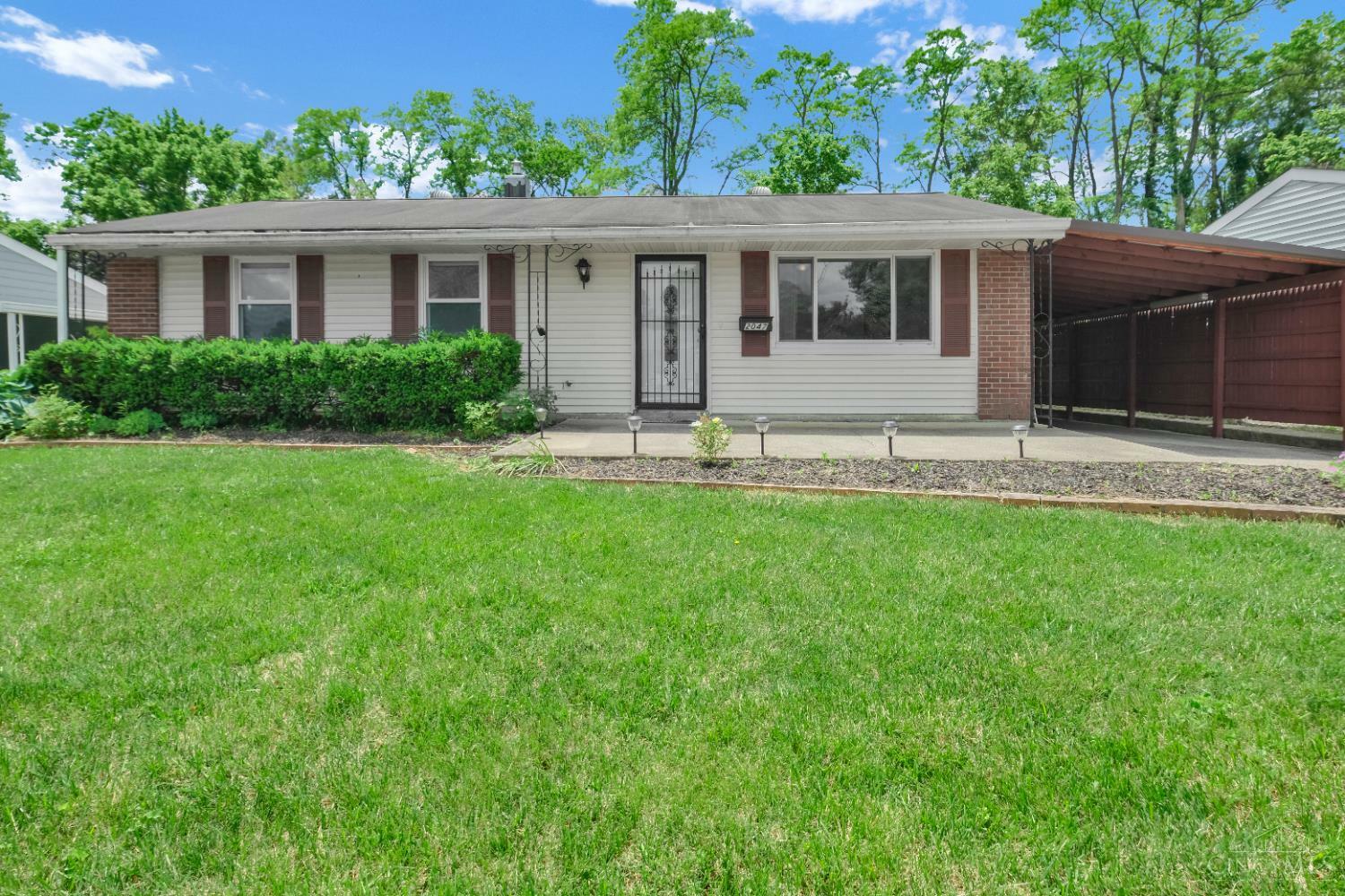 Property Photo: 2047 Bluehill Drive OH 45240