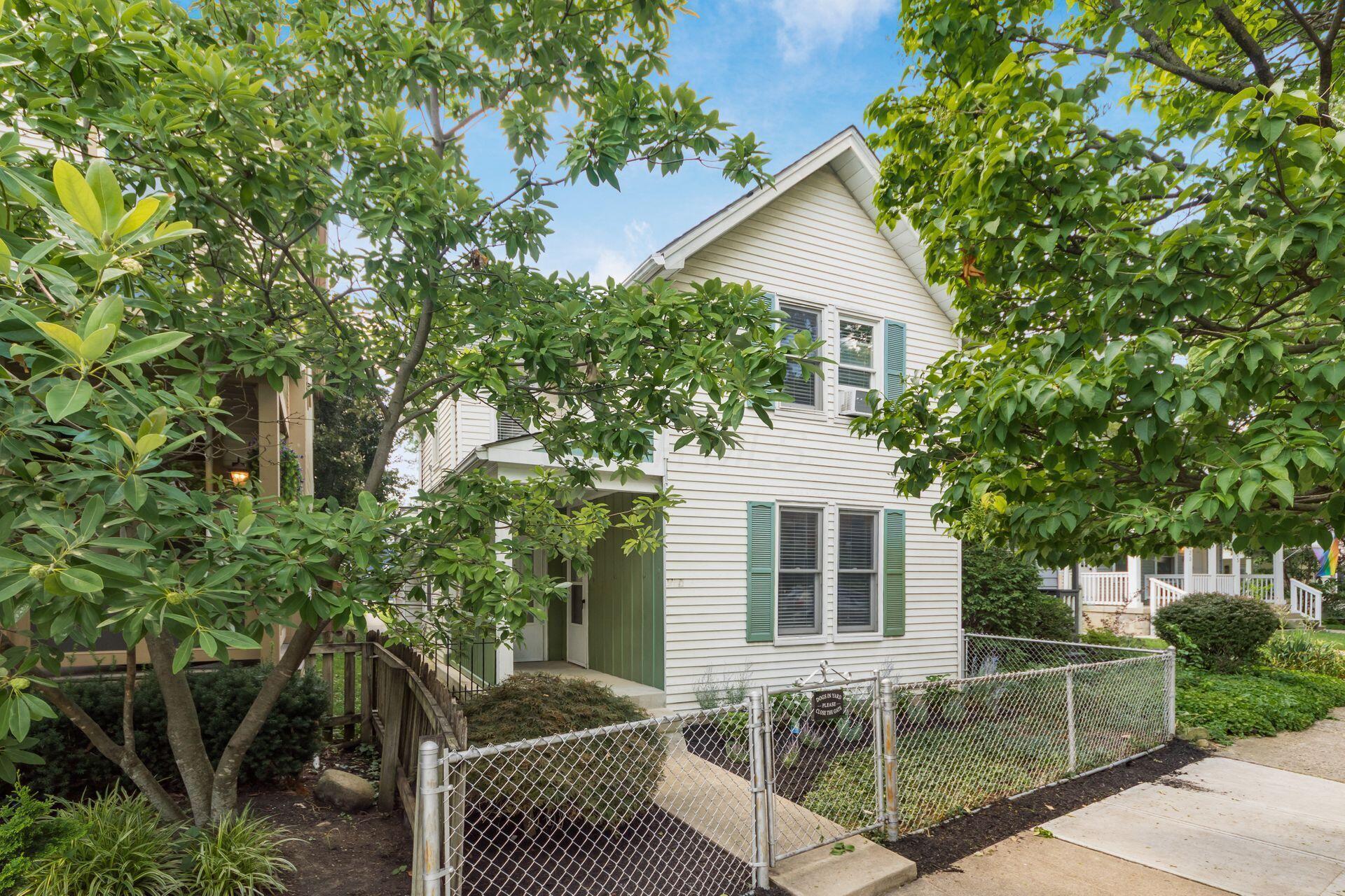 Property Photo: 815 Hamlet Street OH 43215