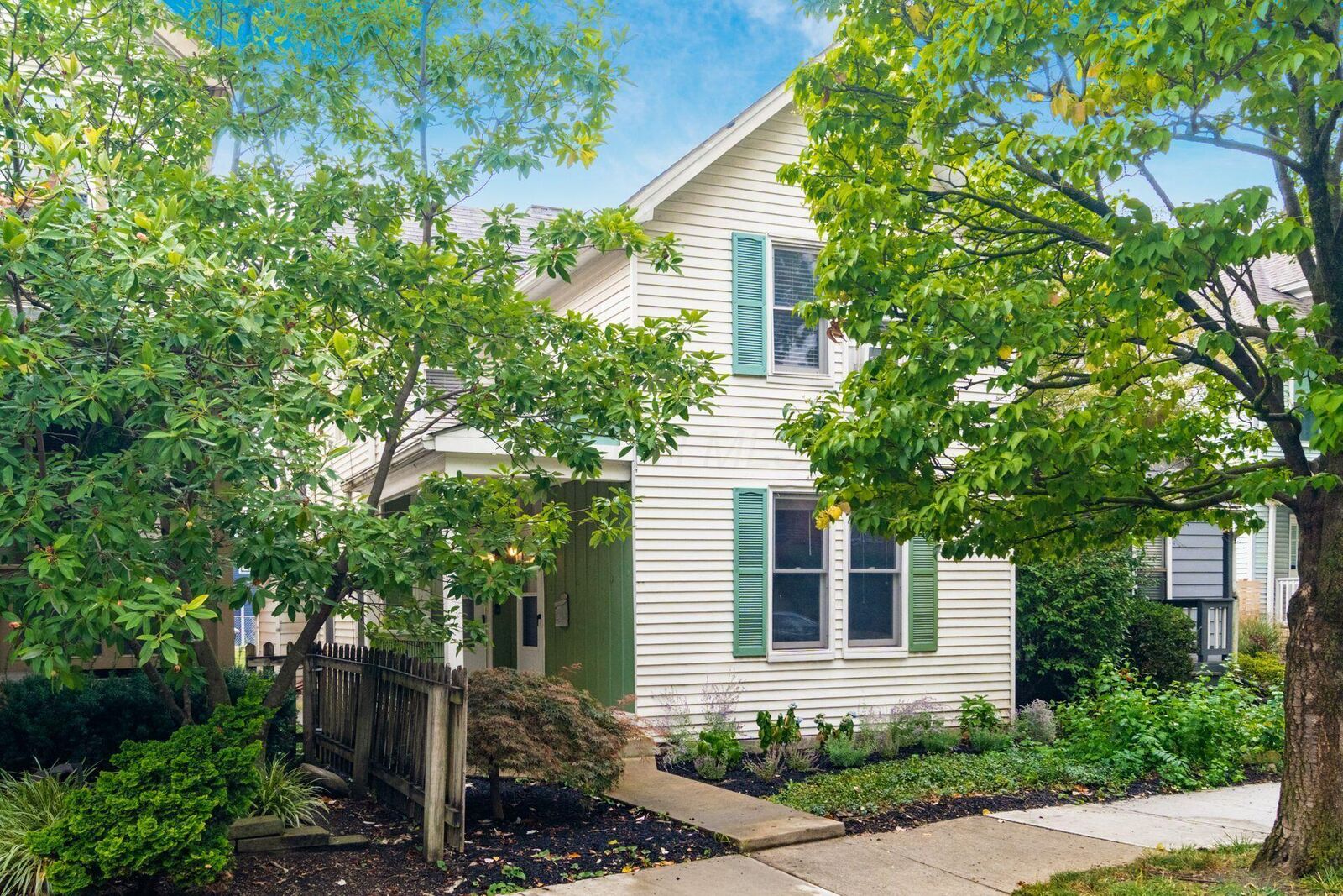 Property Photo:  815 Hamlet Street  OH 43215 