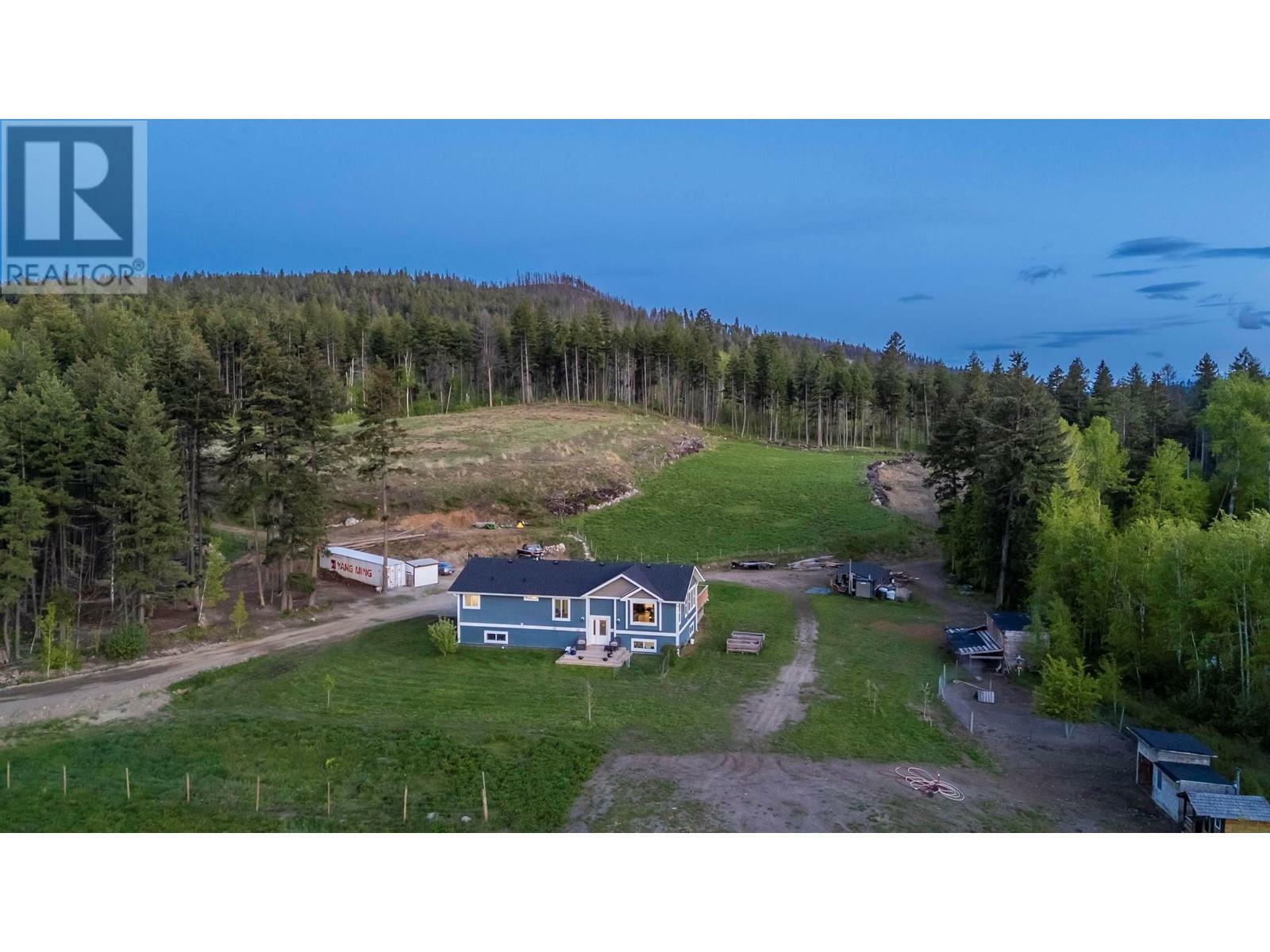 Property Photo: 3530 Carre Road BC V4T 1V9
