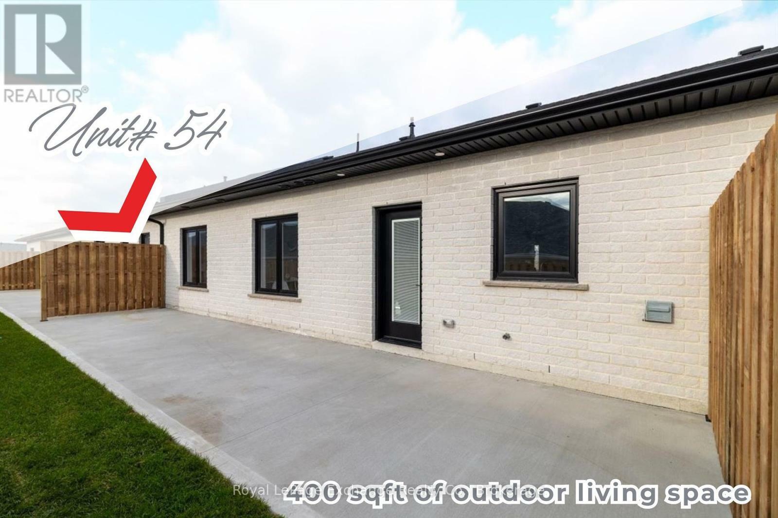 Property Photo:  1071 Waterloo Street North 54  ON N0H 2C3 