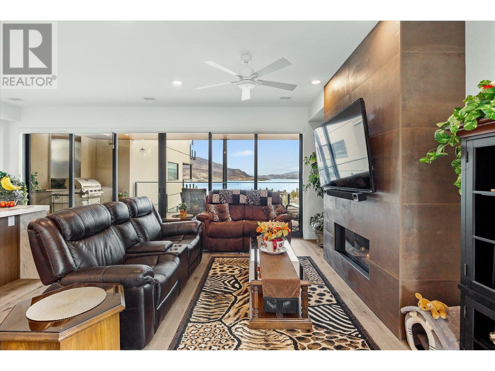 3000 Ariva Drive 3405  Kelowna BC V1Z 0B3 photo