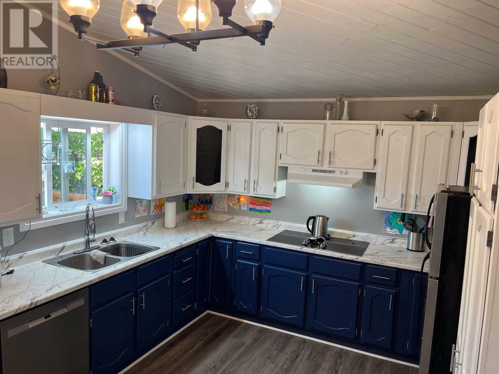 Property Photo: 612 Sixth Avenue S ON P9N 2C6