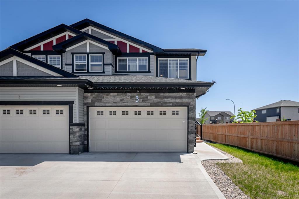 Property Photo: 3 Libra Street MB R2V 5C7