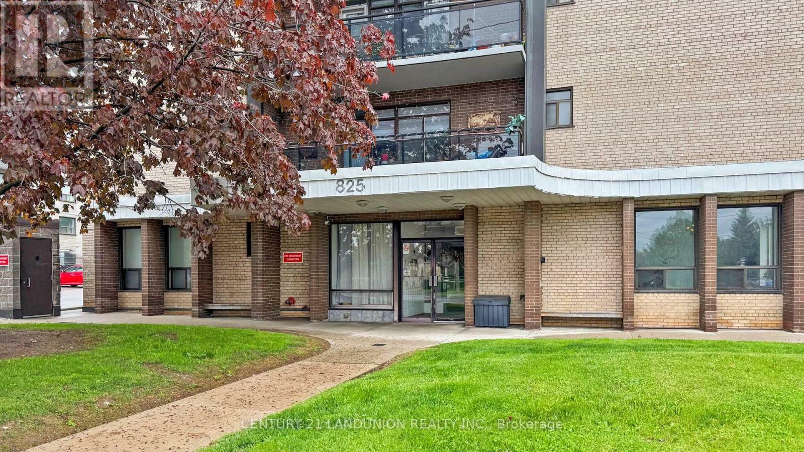 Property Photo:  825 Kennedy Road 207  ON M1K 2E6 