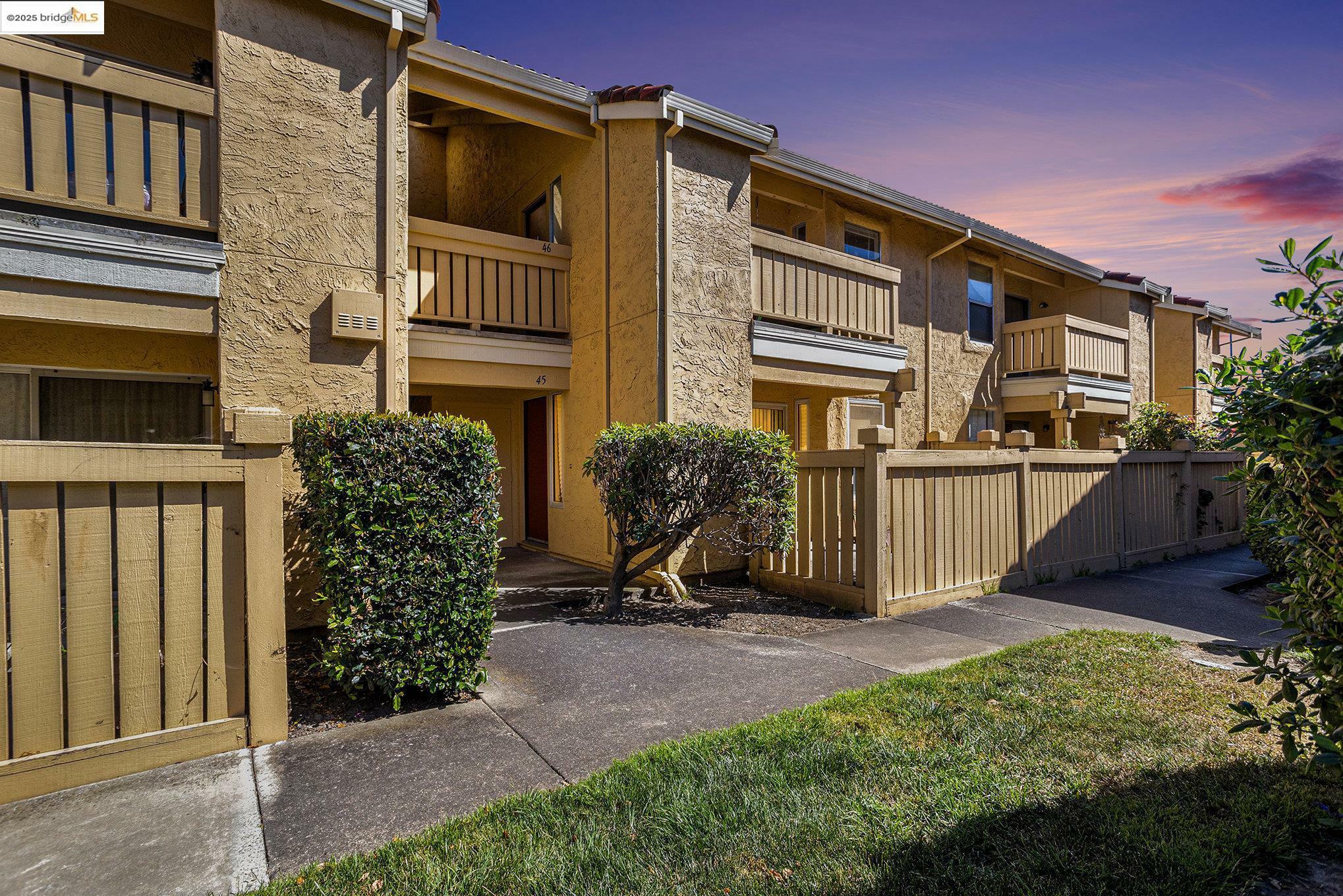 Property Photo: 45 Las Moradas Cir CA 94806