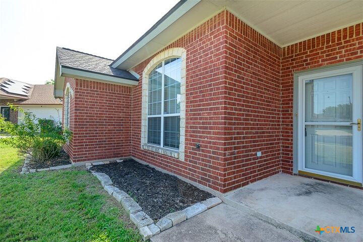 Property Photo: 4902 Slate Court TX 76542