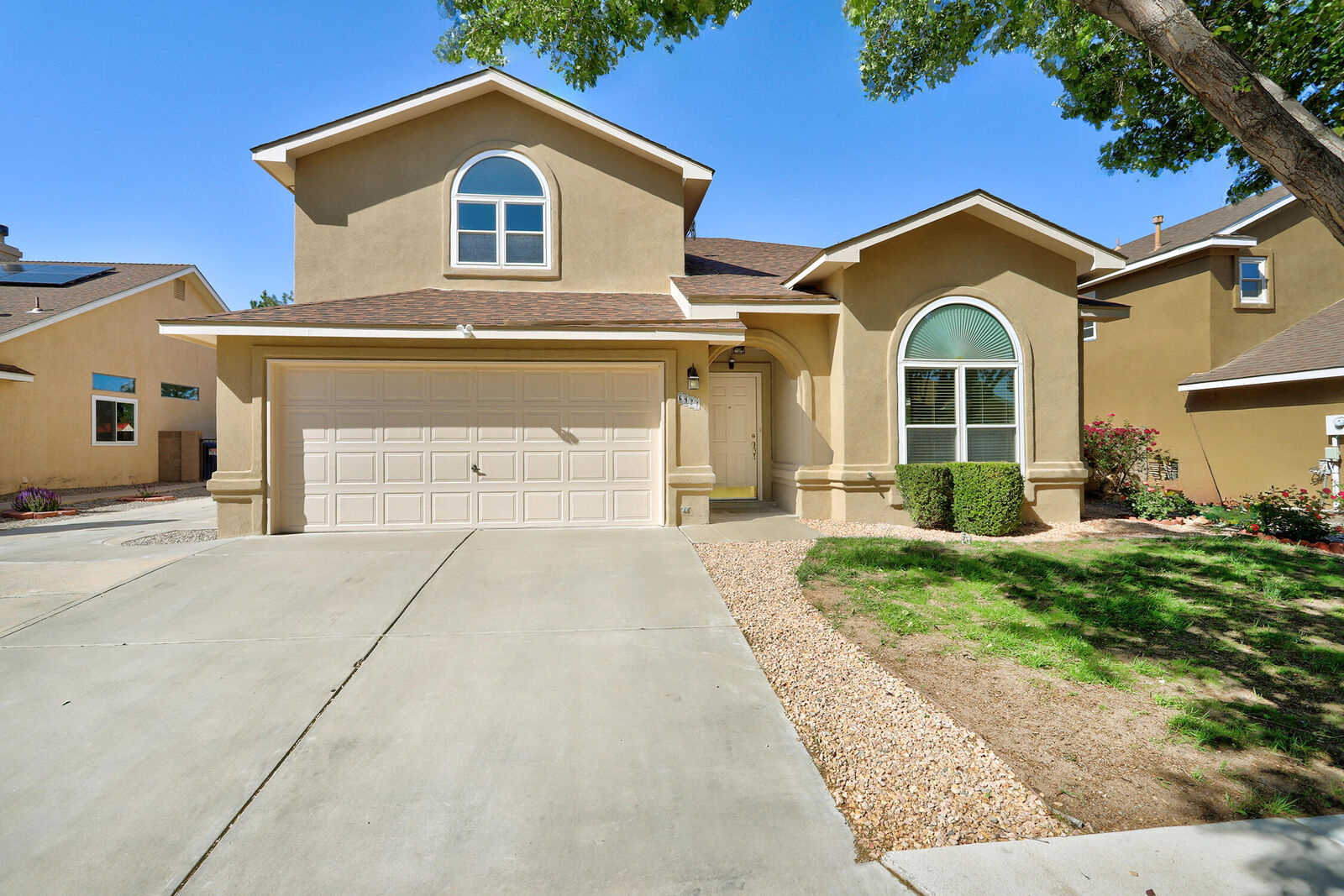 Property Photo: 6923 Luz Del Sol Place NW NM 87114