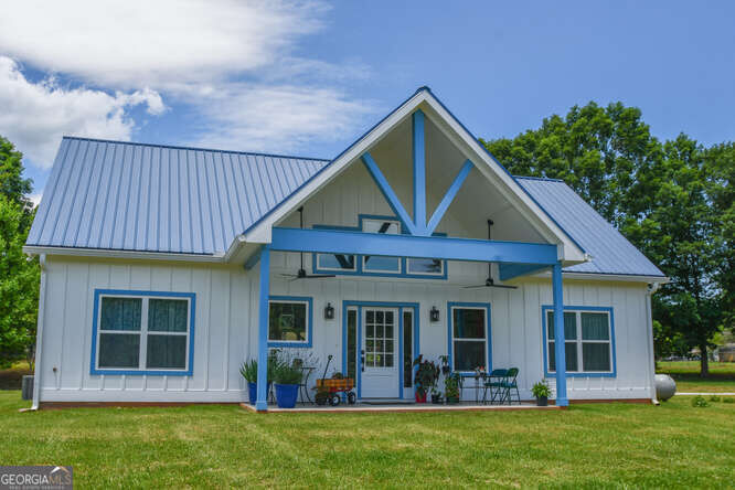 Property Photo:  132 Fairview Meadows Drive  GA 30535 