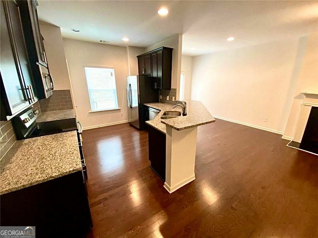 Property Photo: 4241 Alden Park Drive GA 30035
