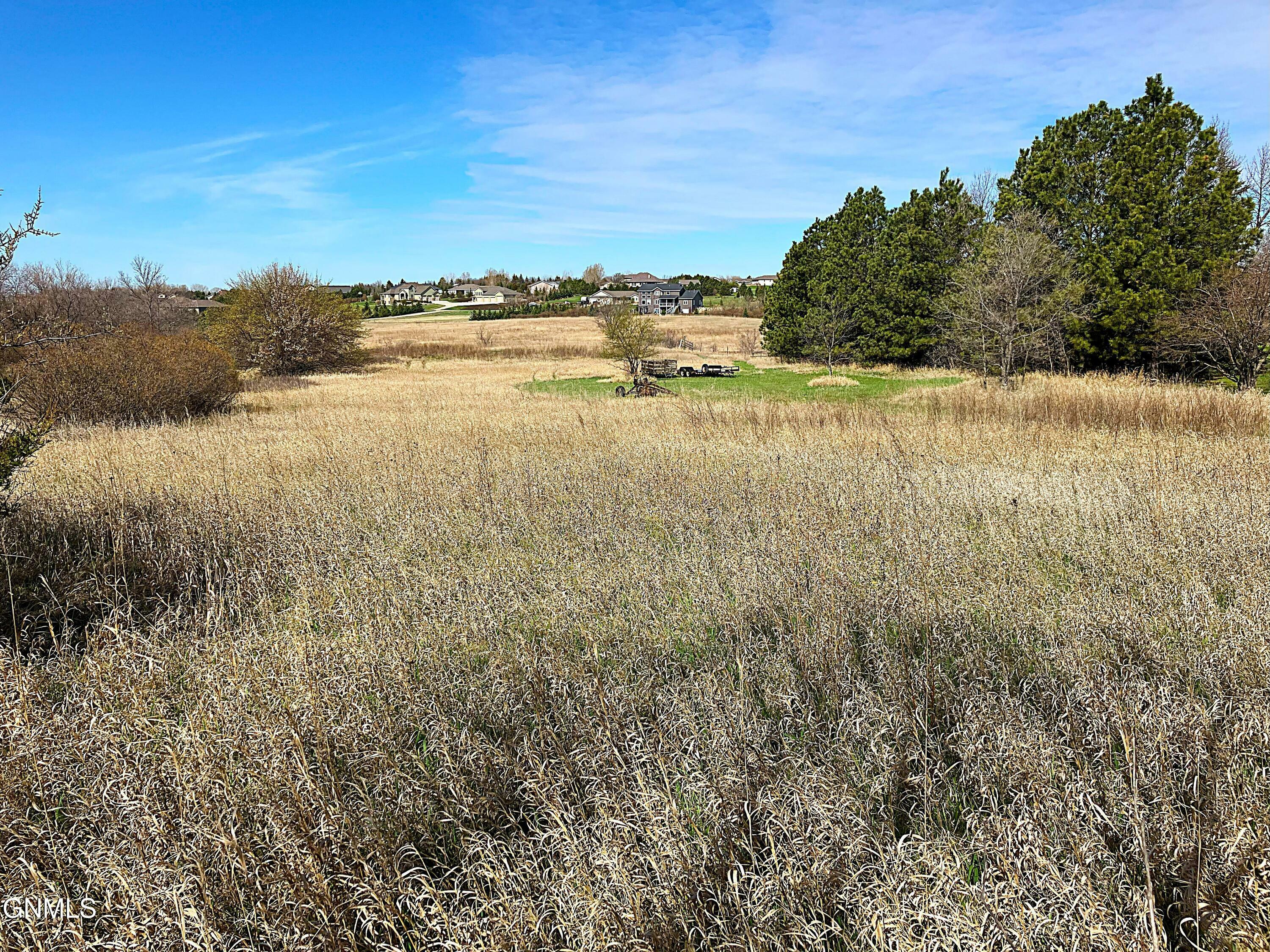 Property Photo: 6800 Centennial Road ND 58503