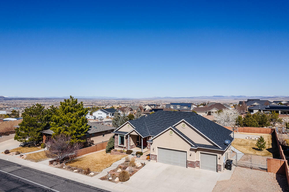841 E Nichols Canyon Rd  Cedar City UT 84721 photo