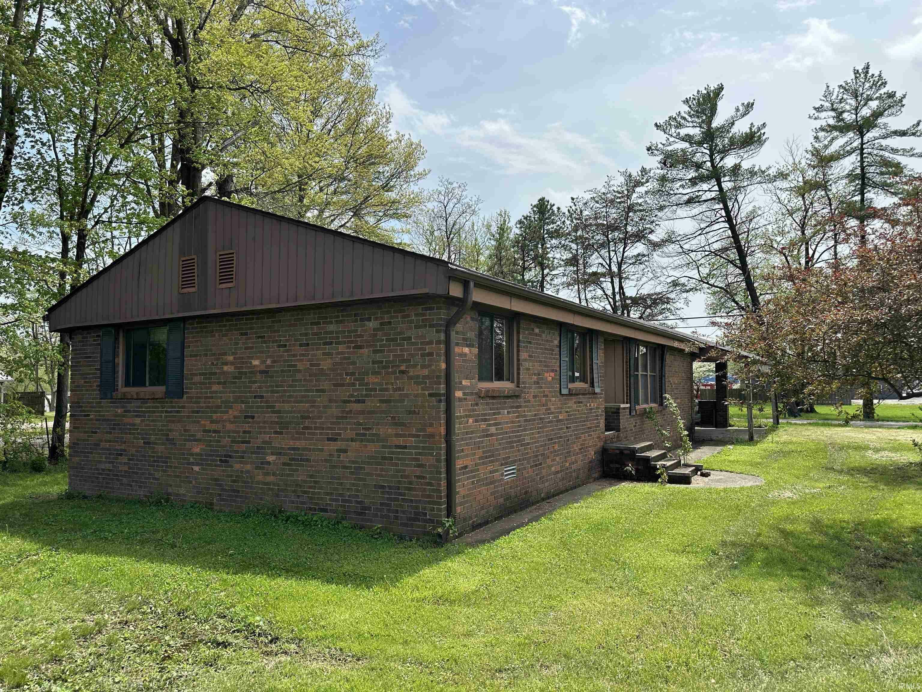 Property Photo: 1260 W Gabbard Road IN 47441