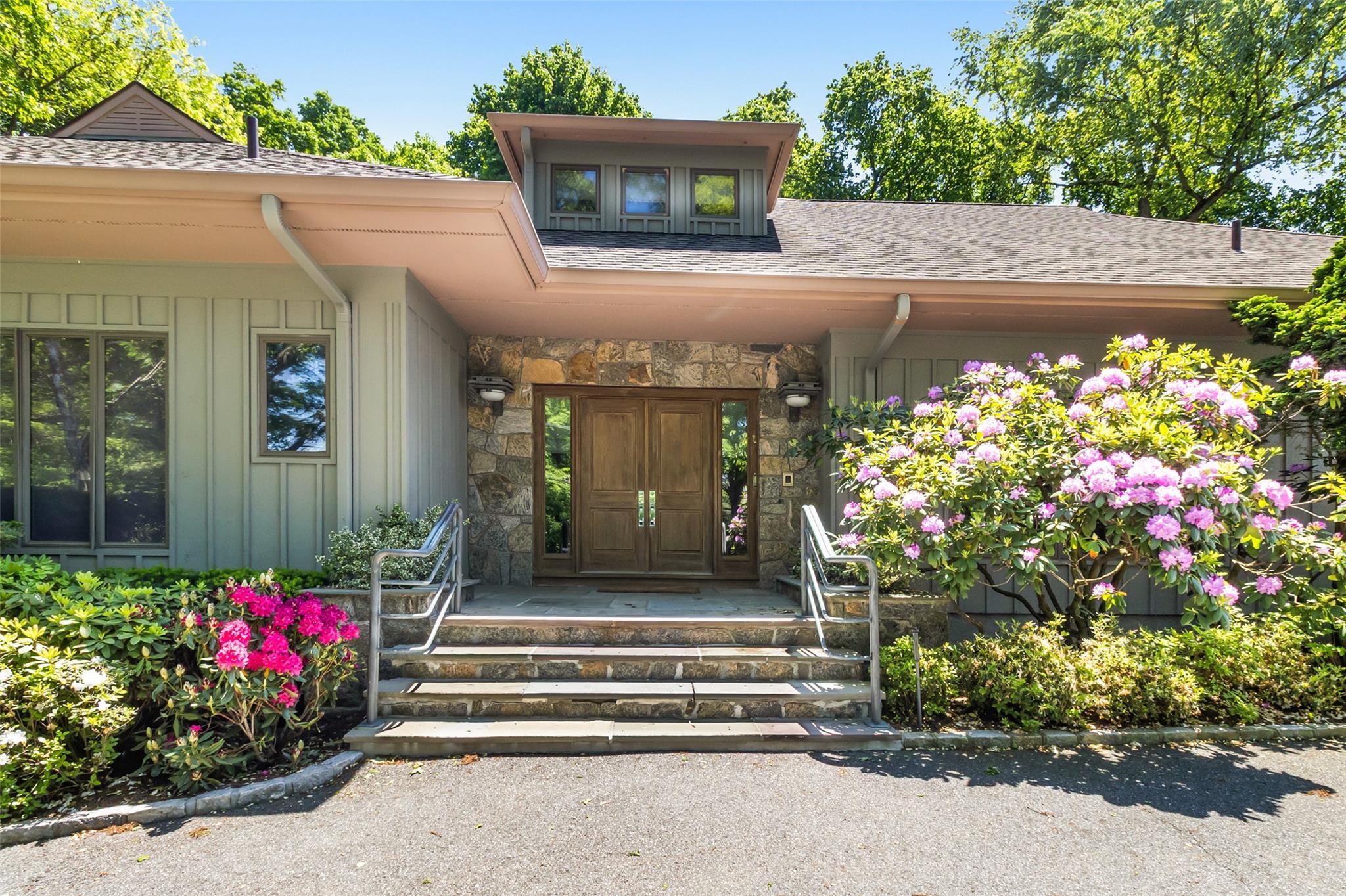 Property Photo:  1 Polly Pk Road  NY 10580 