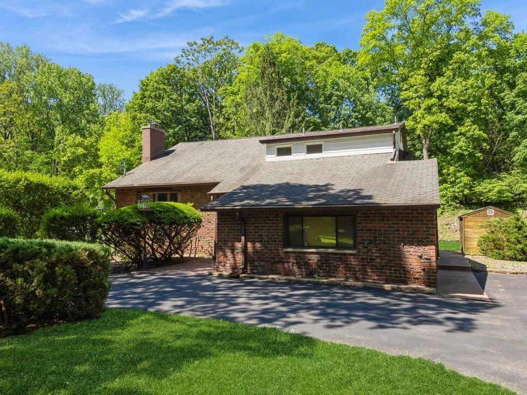 Property Photo: 3 Brookland Farms Road NY 12601