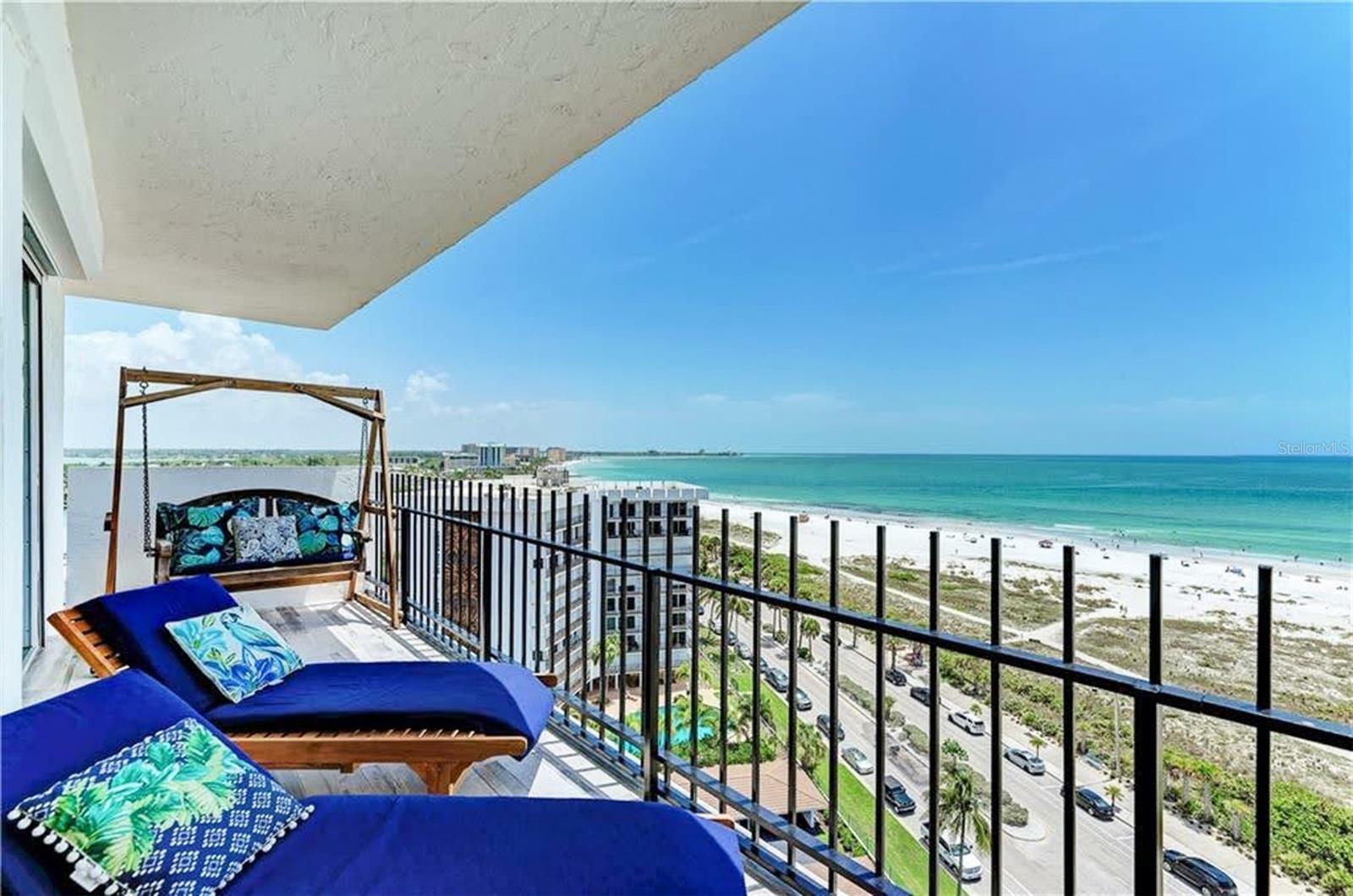 Property Photo: 1 Benjamin Franklin Drive Ph 3 FL 34236
