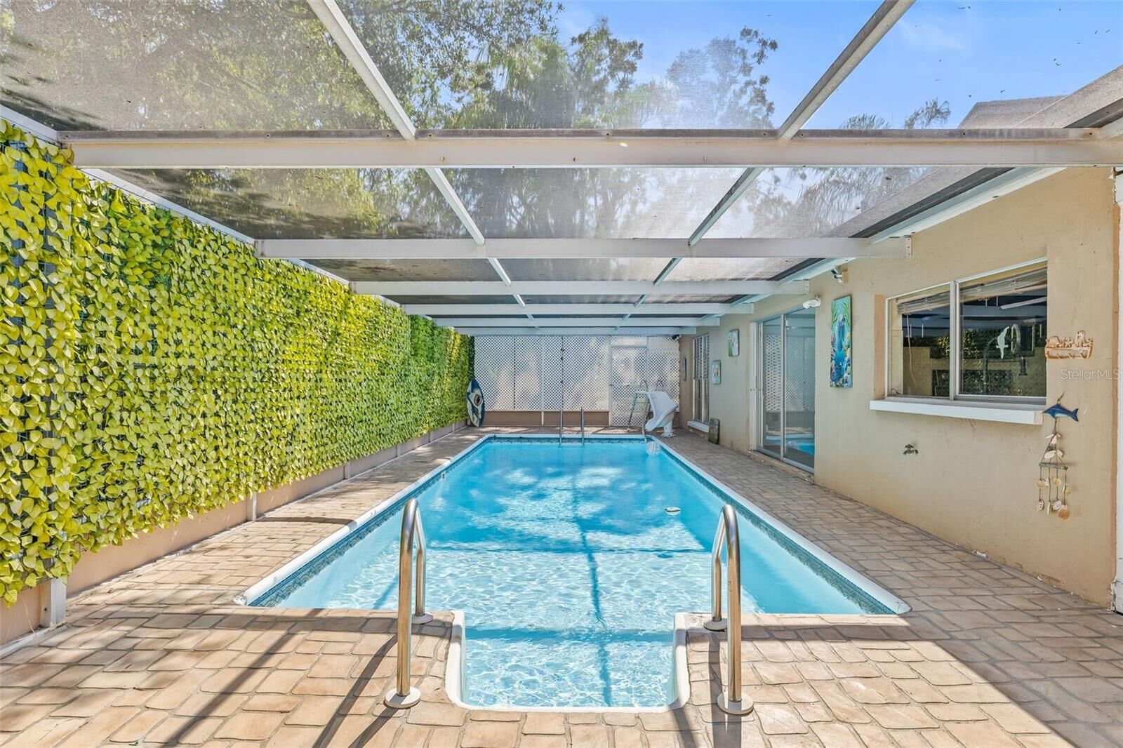 Property Photo: 12222 Meadowbrook Lane FL 34667