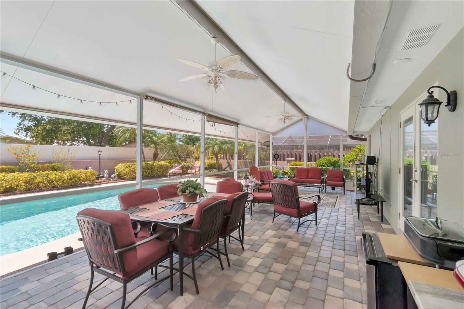 Property Photo: 1907 Sandpiper Drive FL 33764