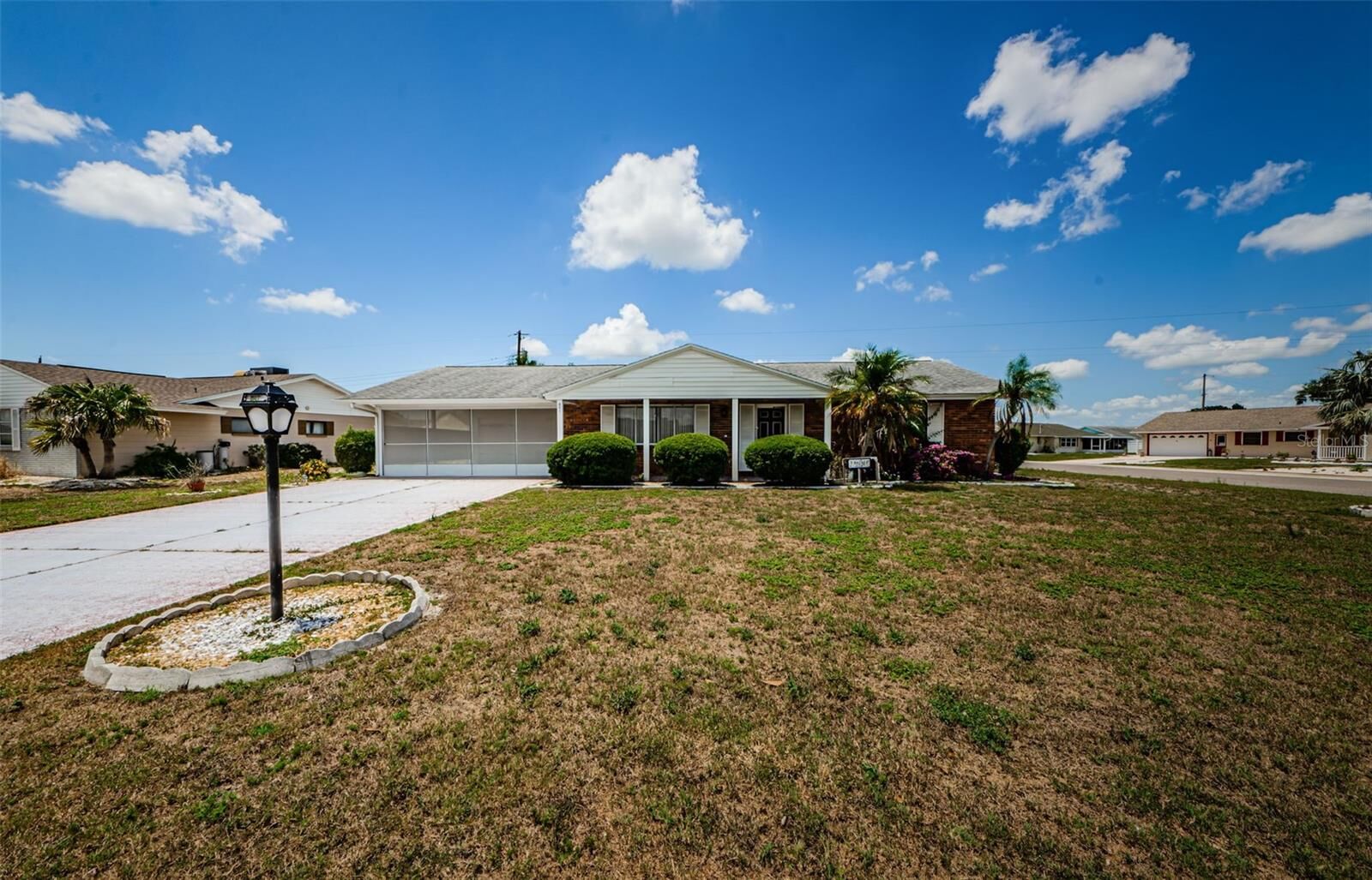 Property Photo: 801 Oakmont Avenue FL 33573