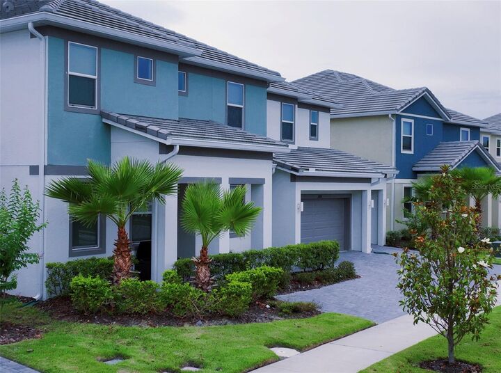 Property Photo: 3880 Sonoma Boulevard FL 34741
