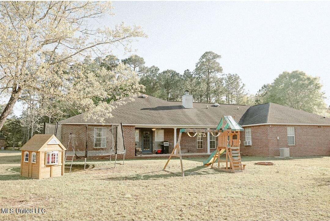 Property Photo: 2208 Highland Drive MS 39553