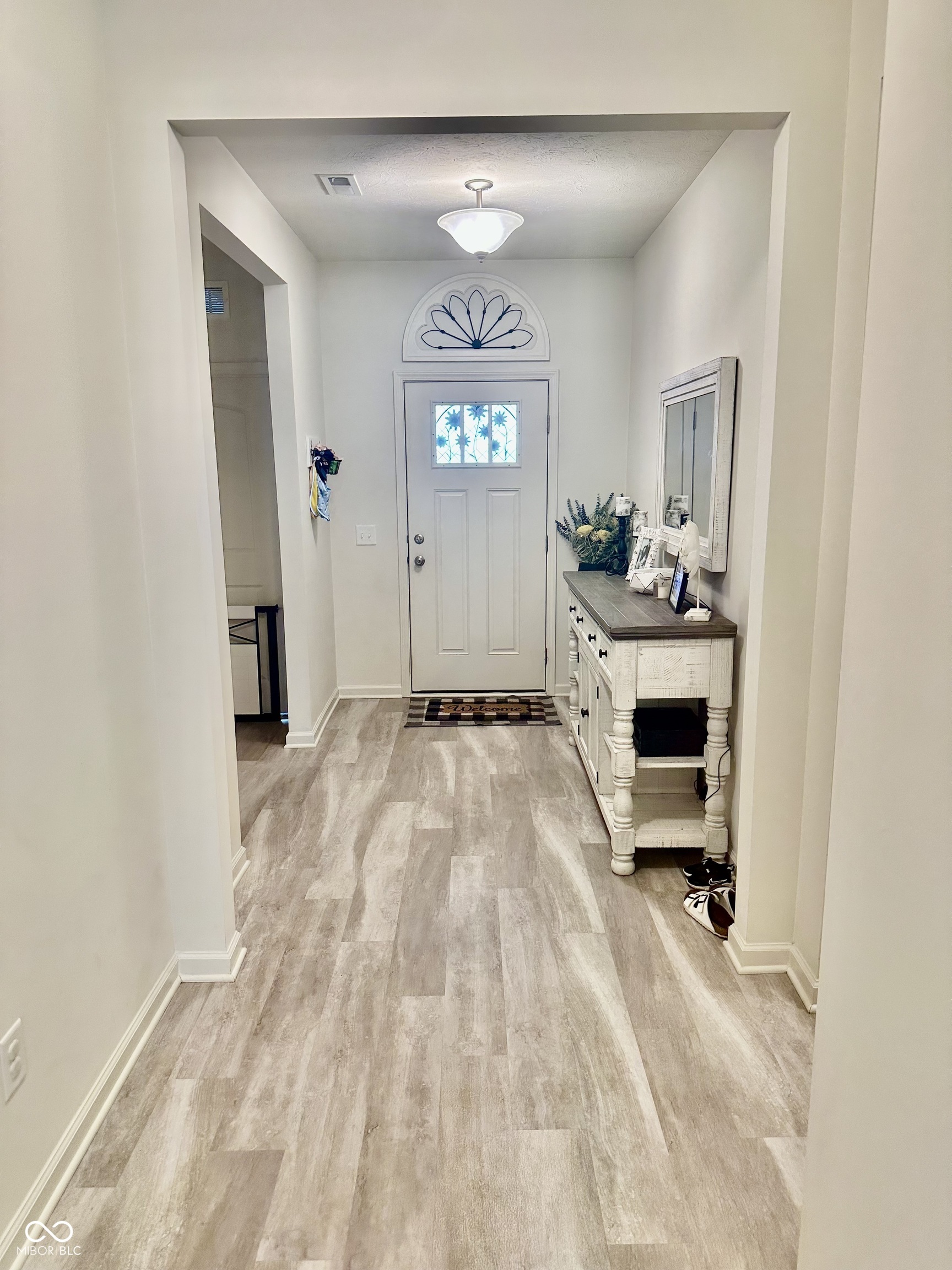 Property Photo: 1349 Sunset Boulevard IN 46123