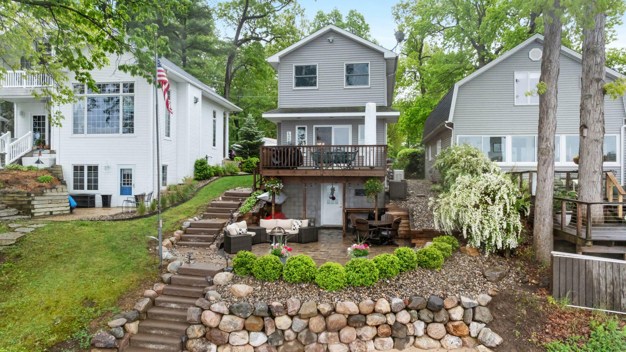 1548 Indian Trail  Pleasant Lake MI 49272 photo