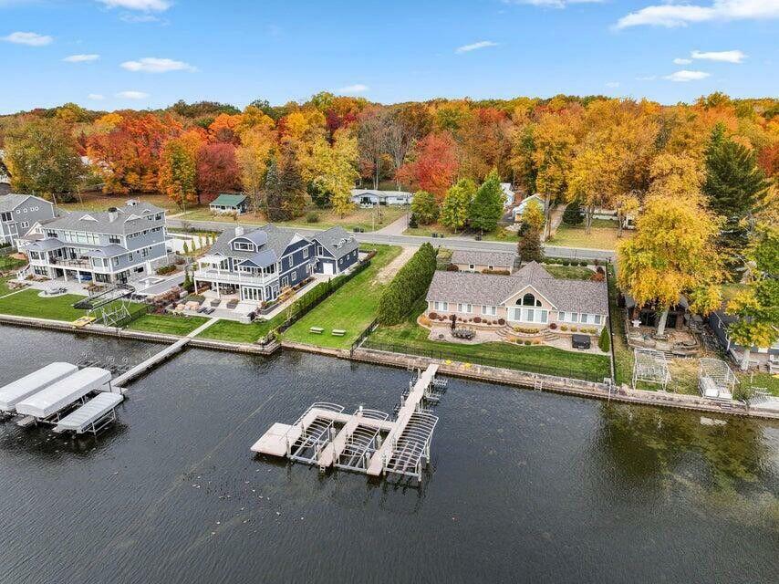 Property Photo: 5344 Paw Paw Lake Road MI 49038