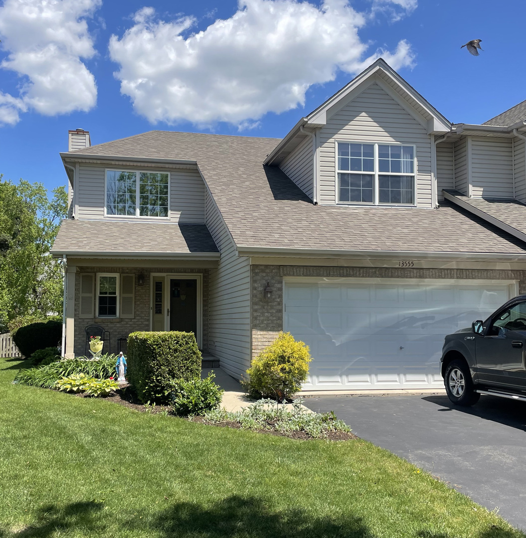 Property Photo: 13555 Golden Eagle Circle IL 60544
