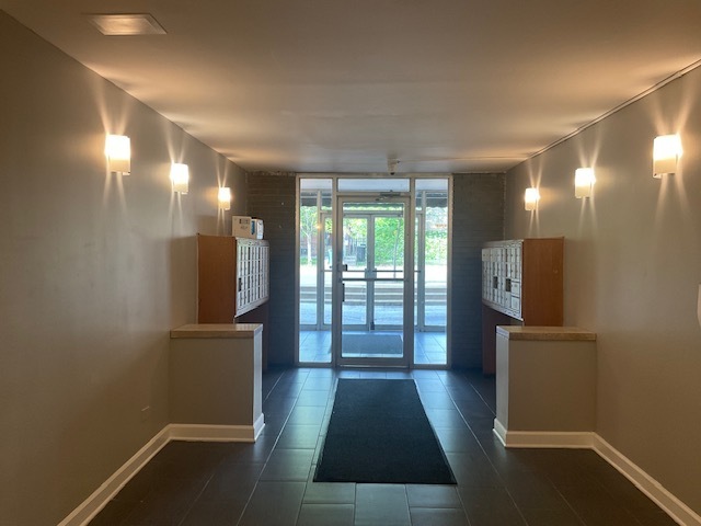 Property Photo: 7854 S South Shore Drive 306 IL 60649