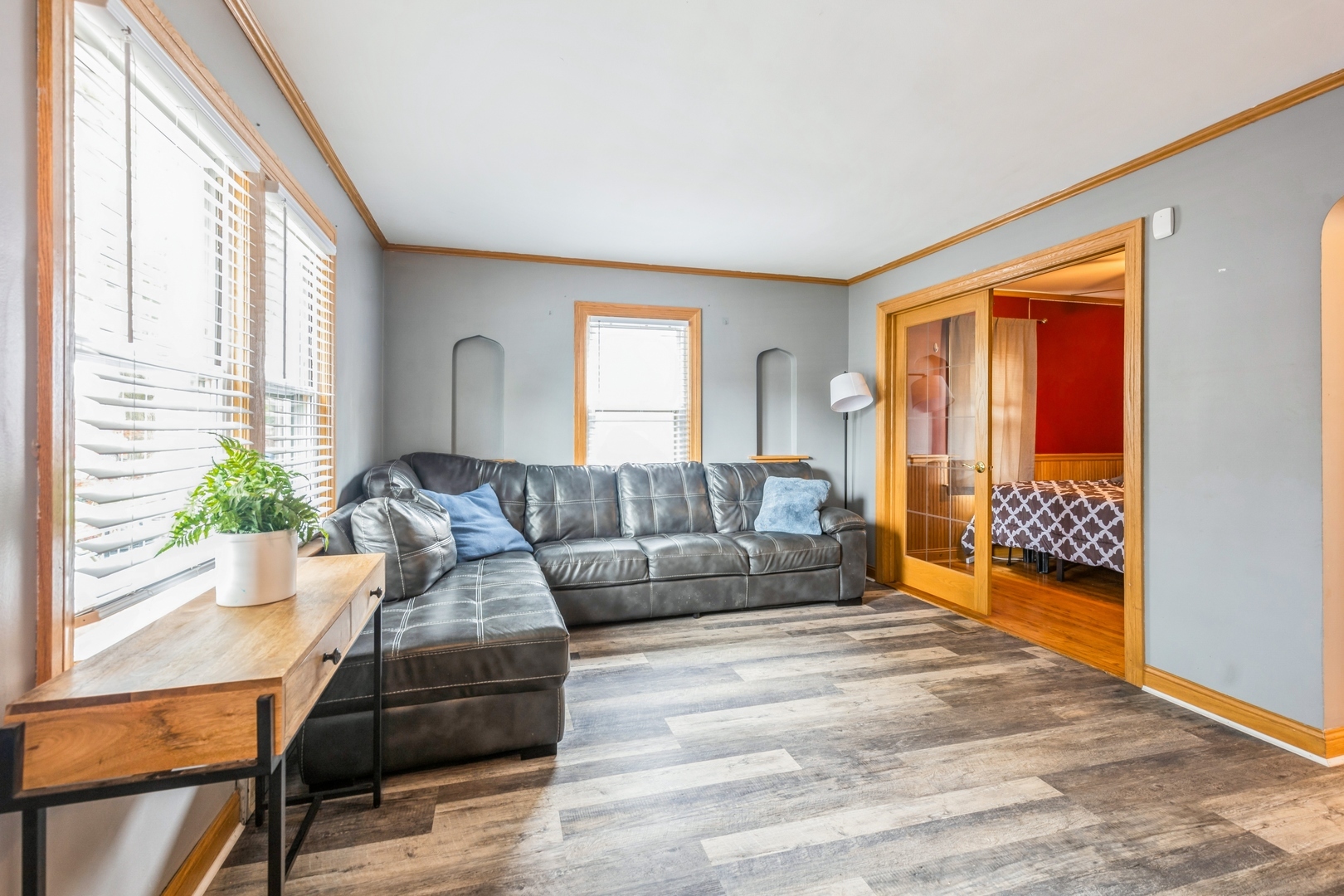 Property Photo: 10949 S Homan Avenue IL 60655