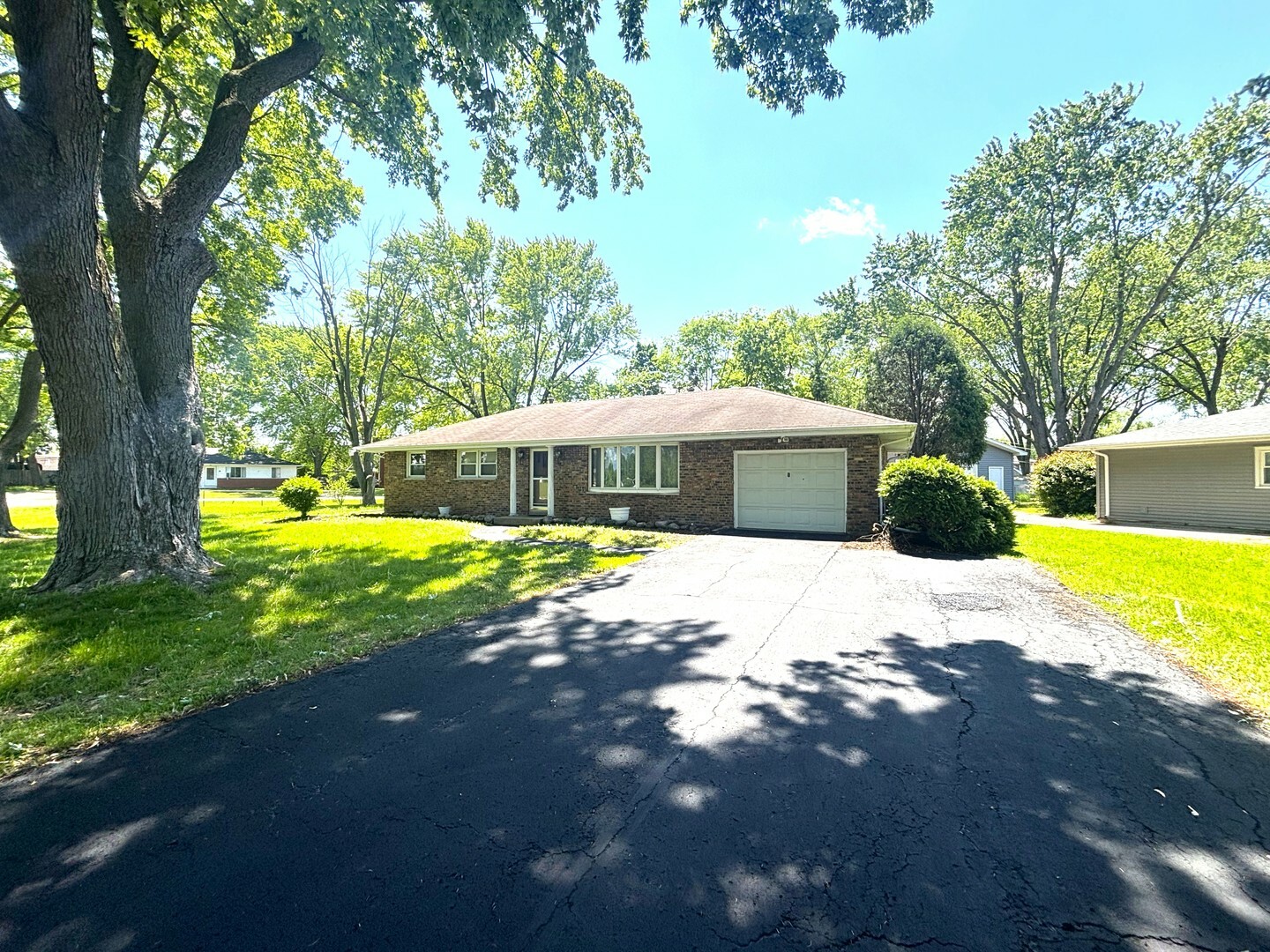 Property Photo: 1 Marlin Drive IL 60543