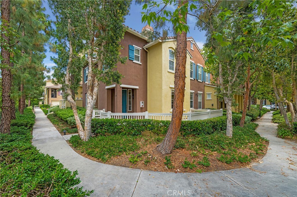 Property Photo: 614 Timberwood CA 92620