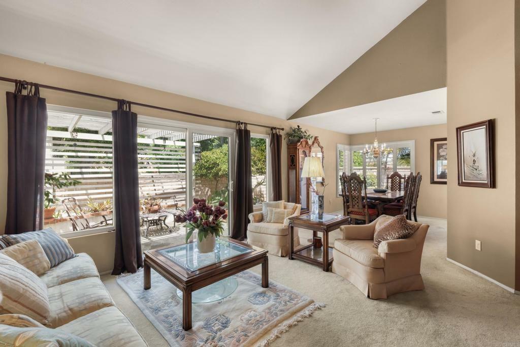 Property Photo: 13323 Grandvia Point CA 92130