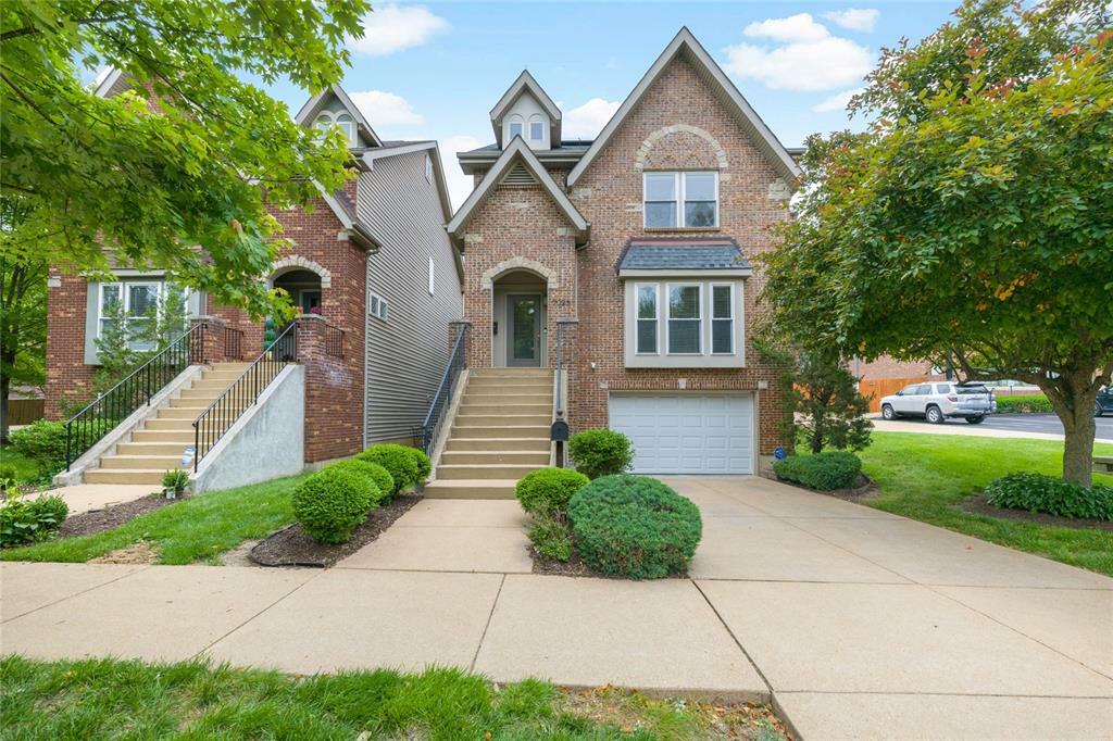 Property Photo: 7023 Lindenwood Place MO 63109