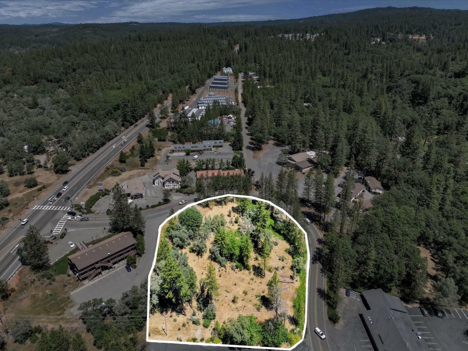 Property Photo: 10061 Alta Sierra Drive CA 95949